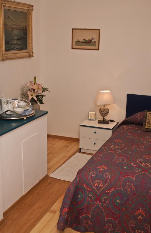 B&B Better Trieste Rom bilde